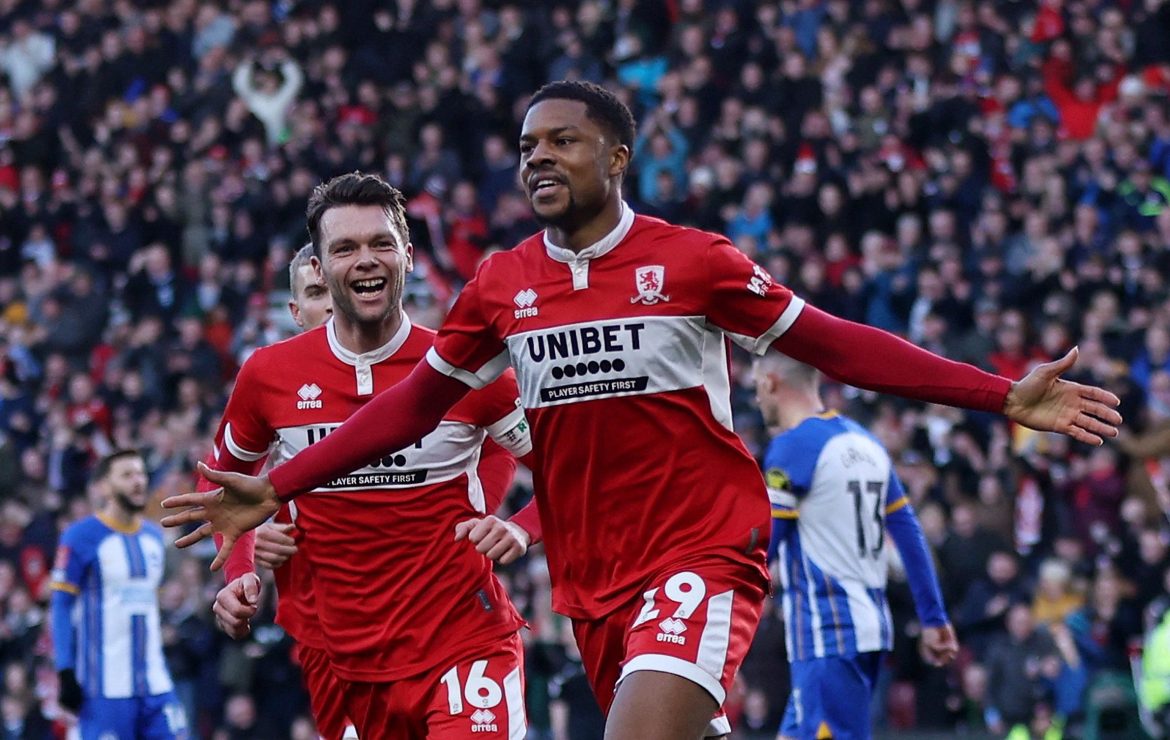 Everton must sign Chuba Akpom