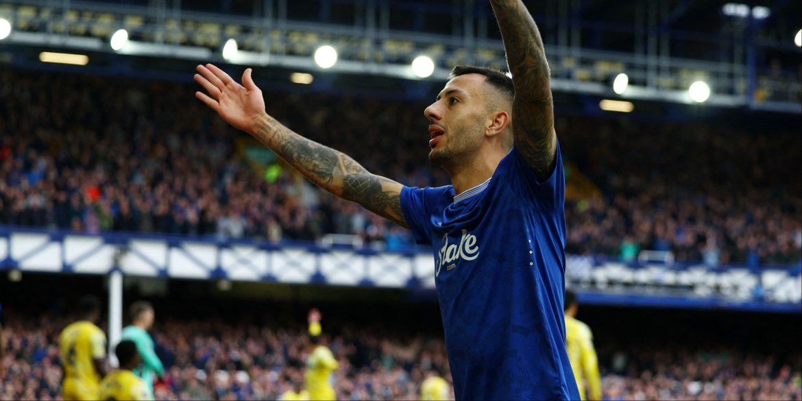 Same agent as McNeil: Everton racing to sign "terrific" Premier League star